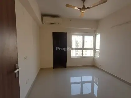 Adani M2K Oyster Grande