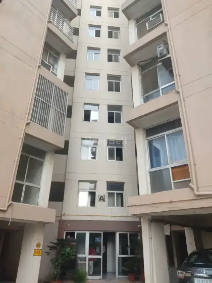 2 BHK Flat/Apartment for Rent in Piyush Heights, Sector 89, Faridabad - Photo 2