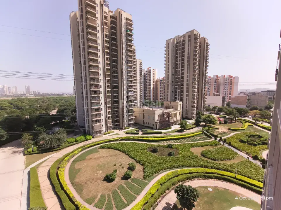 3 BHK Flat/Apartment for Rent in Adani M2K Oyster Grande, Sector 102, Gurgaon - Photo 1