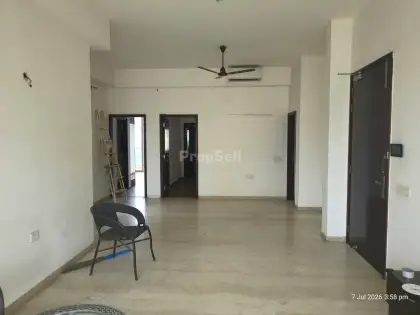 3 BHK Independent/Builder Floor for Rent in Adani Brahma Samsara, Sector-60, Gurgaon - Photo 3