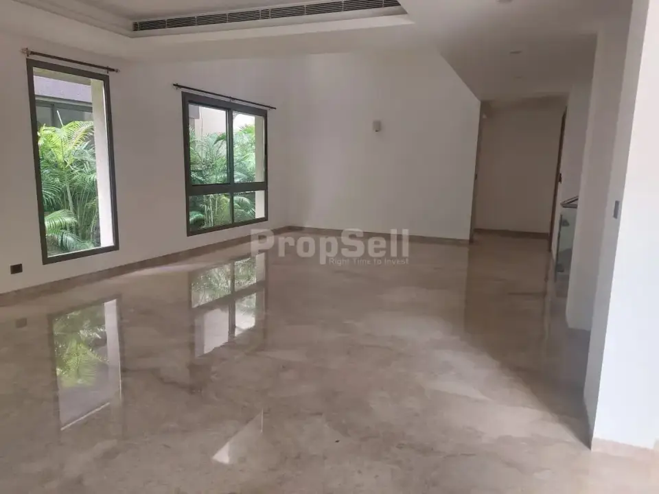 5 BHK Independent House / Villa for Rent in Sobha International City, Sector-109, Gurgaon - Photo 1