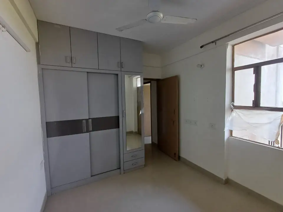 2 BHK Flat/Apartment for Sale in Pareena Laxmi Apartments, Sector-99A, Gurgaon