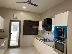 5 BHK Independent House / Villa for Rent in Sobha International City, Sector-109, Gurgaon - Photo 1