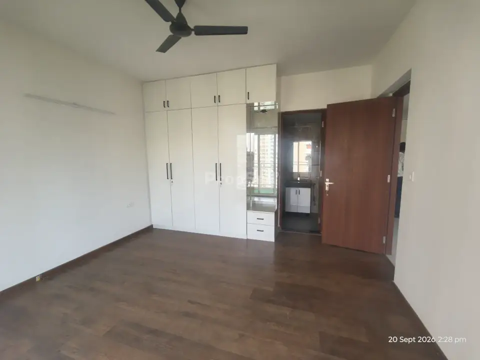 3 BHK Flat/Apartment for Rent in Shapoorji Pallonji Joyville, Sector 102, Gurgaon - Photo 1