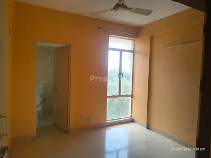 2 BHK Flat/Apartment for Rent in Conscient Habitat, Sector-99A, Gurgaon - Photo 2