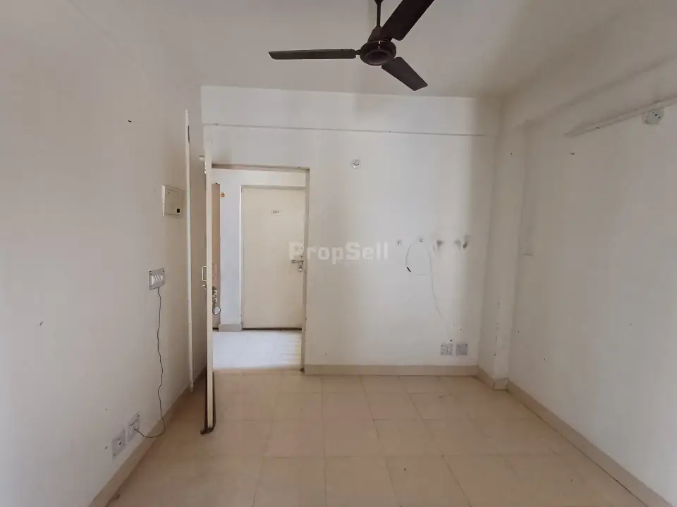 2 BHK Flat/Apartment for Sale in Conscient Habitat, Sector-99A, Gurgaon