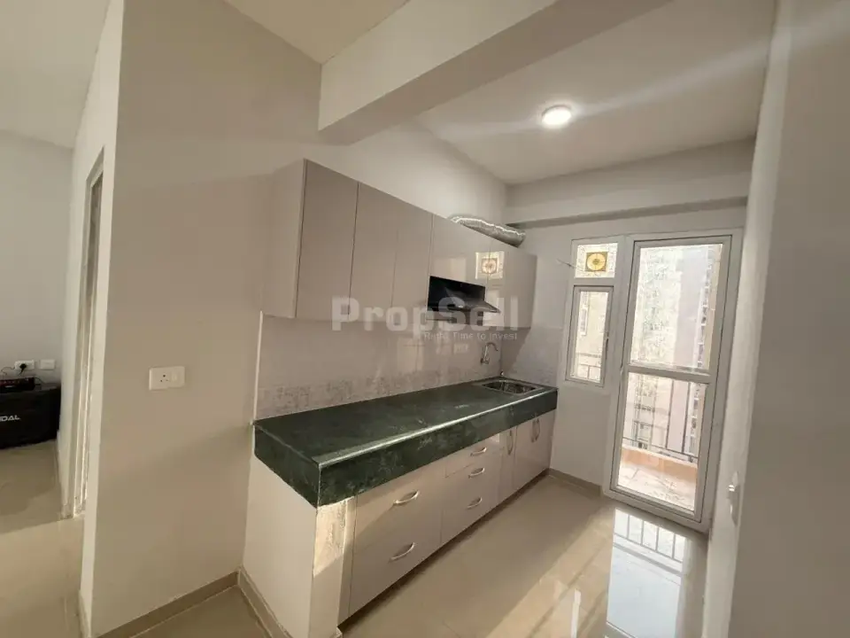 3 BHK Flat/Apartment for Rent in Conscient Habitat 102, Sector 102, Gurgaon - Photo 1